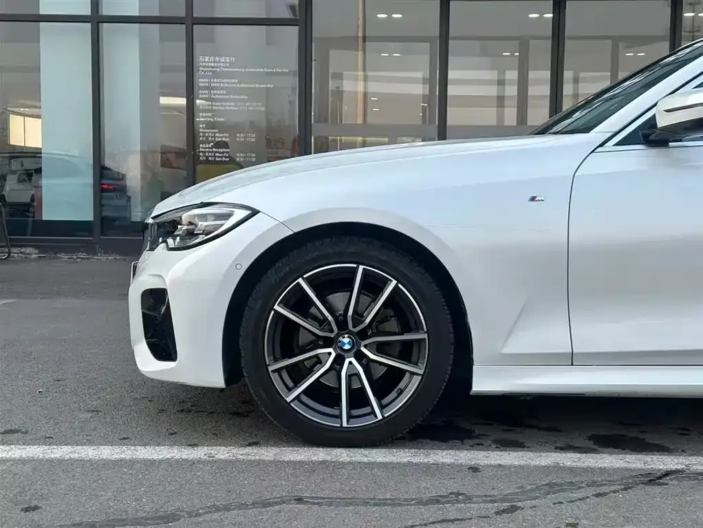 BMW 3 Series — фото 10