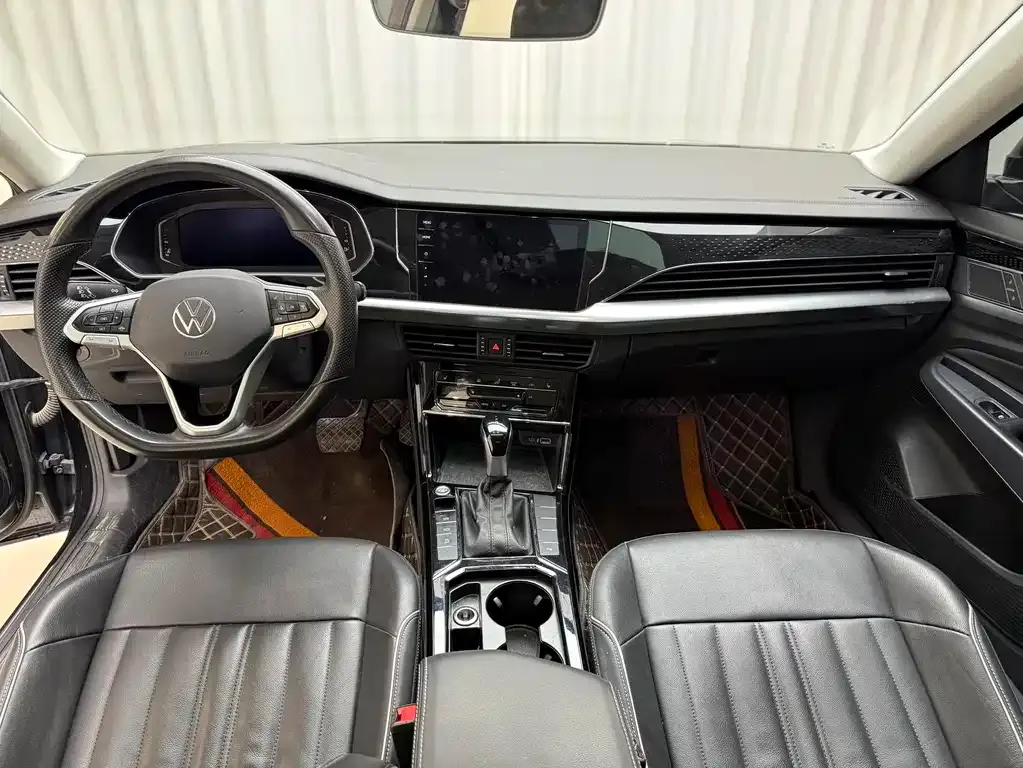 Volkswagen Passat — фото 8