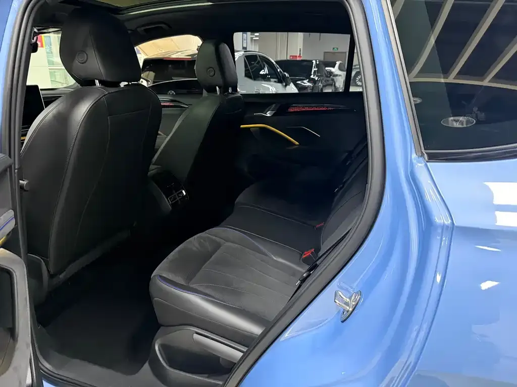 Volkswagen Tiguan L 2024 из CN, фото 2
