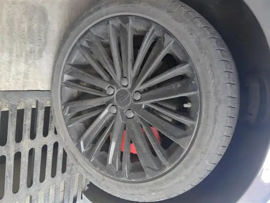 Geely Xingrui 2023 из CN, фото 10
