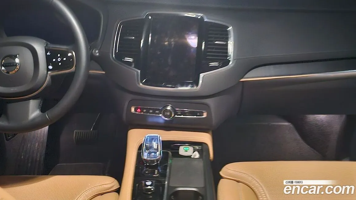 Volvo XC90 — фото 10