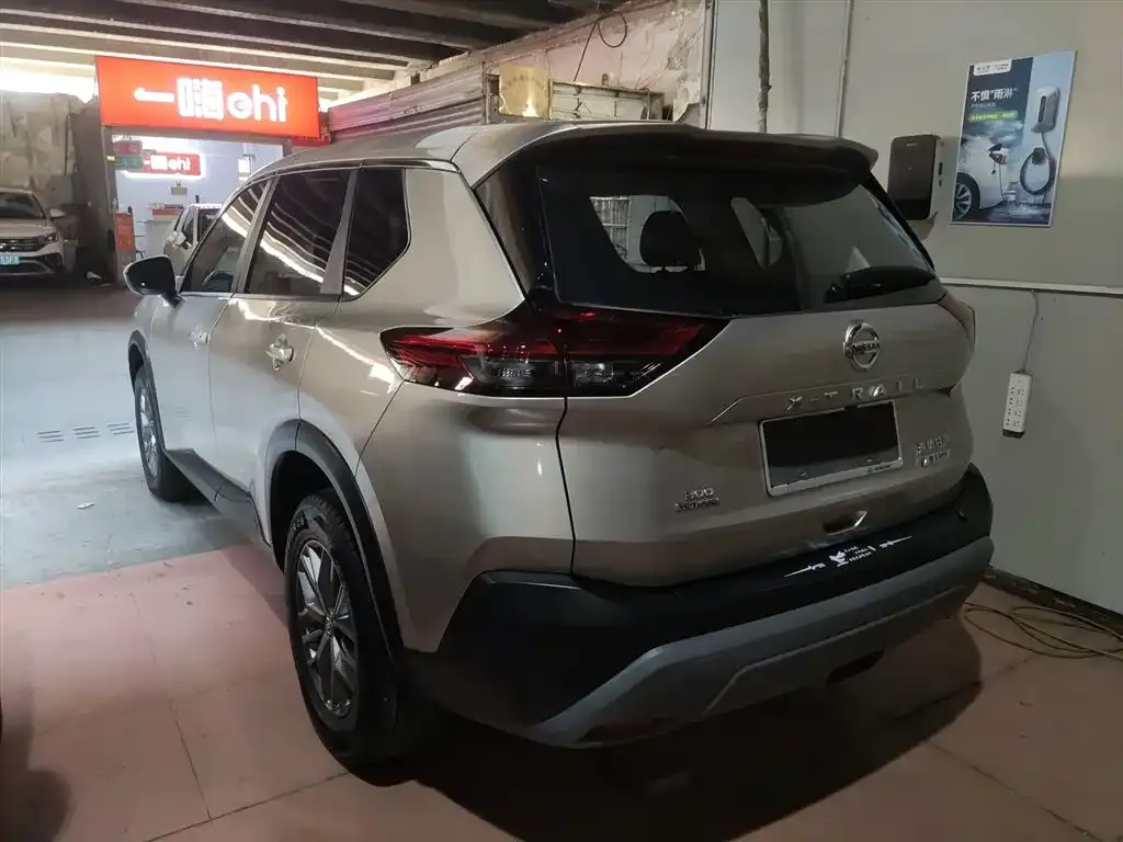 Nissan X-Trail 2023 из CN, фото 2