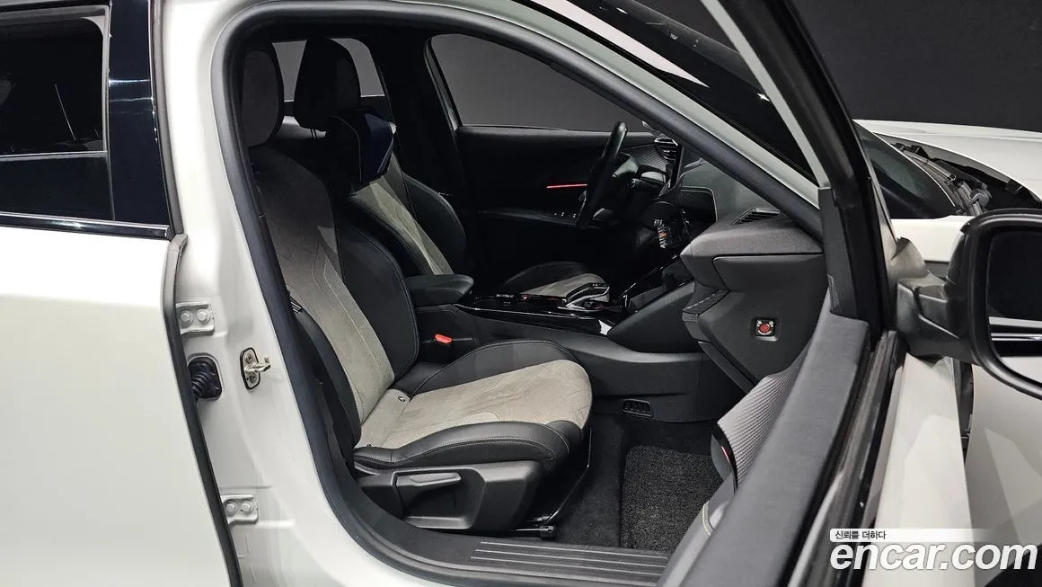 Peugeot 2008 2021 из KR, фото 8
