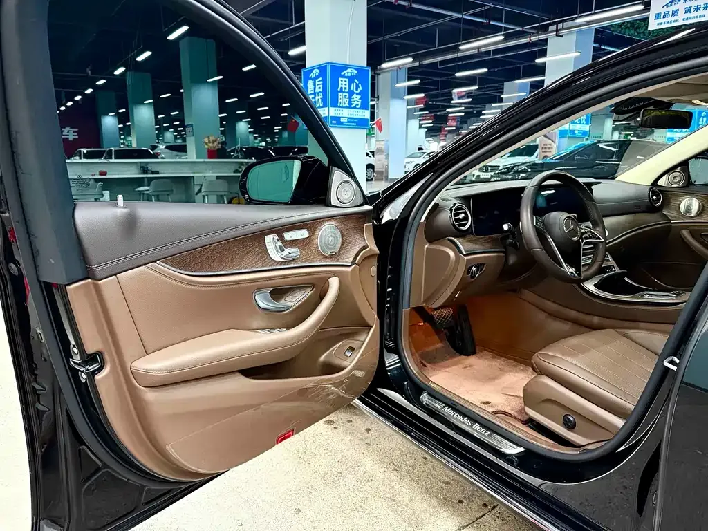 Mercedes-Benz E-Class 2023 из CN, фото 10