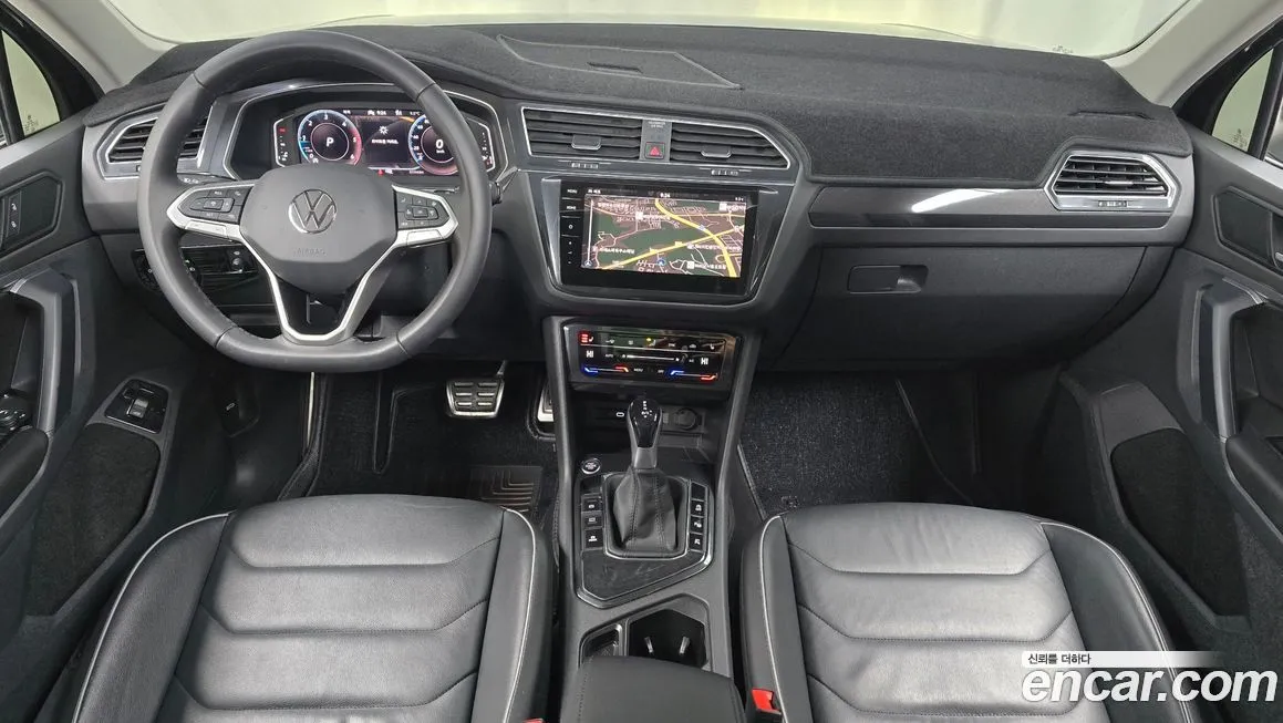 Volkswagen Tiguan — фото 4