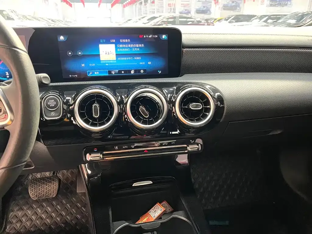 Mercedes-Benz A-Class 2022 из CN, фото 3