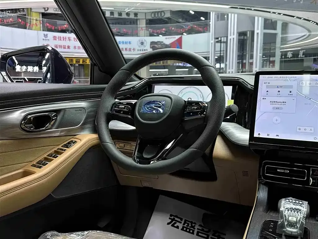 GAC Motor Trumpchi ES9 — фото 7