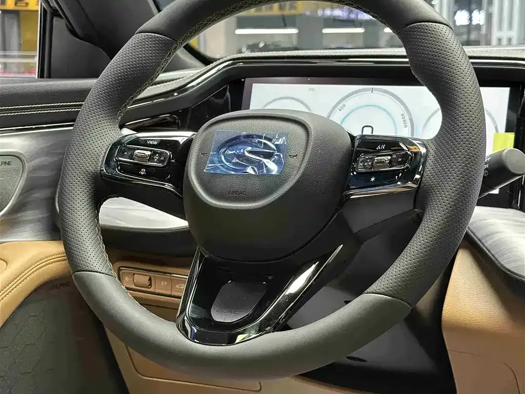GAC Motor Trumpchi ES9 — фото 9