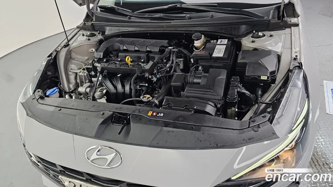 Hyundai AVANTE — фото 4