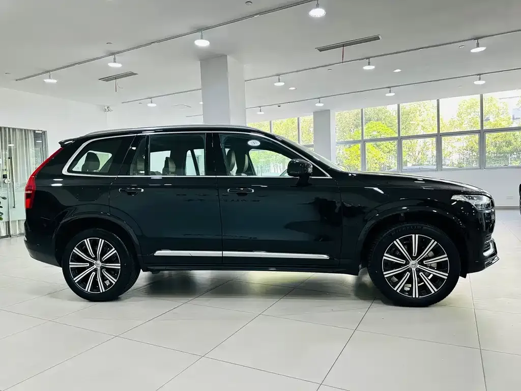 Volvo XC90 2023 из CN, фото 4