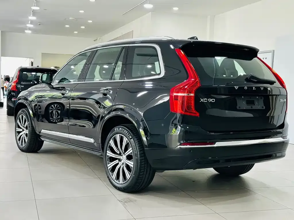 Volvo XC90 2023 из CN, фото 9