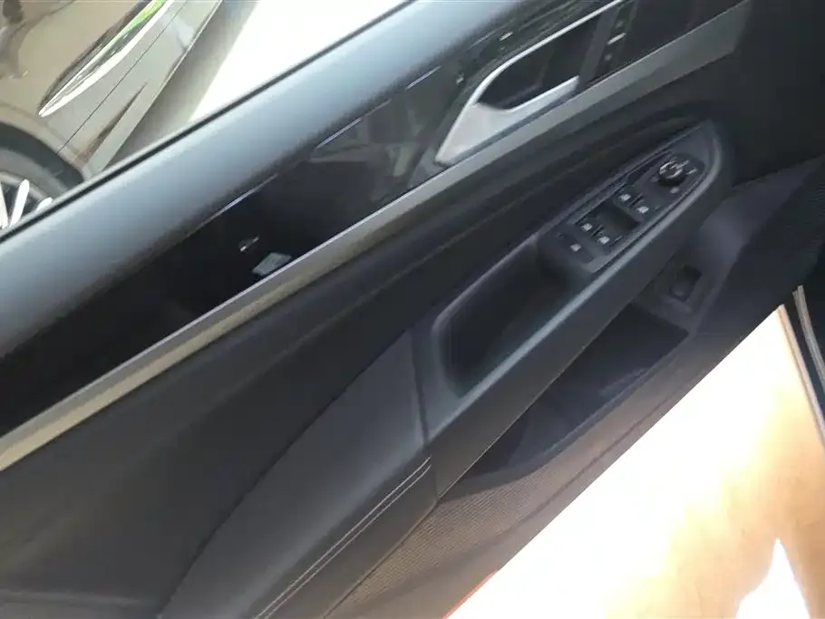 Volkswagen Passat 2026 из CN, фото 2