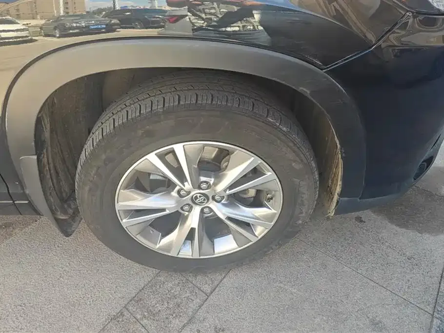 Toyota Highlander 2022 из CN, фото 8