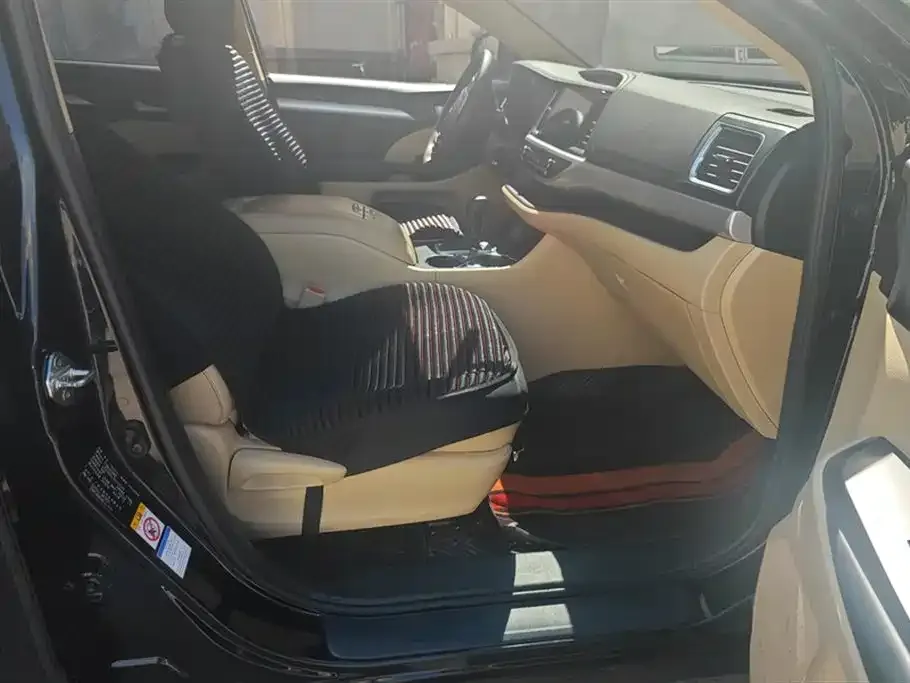Toyota Highlander 2022 из CN, фото 3