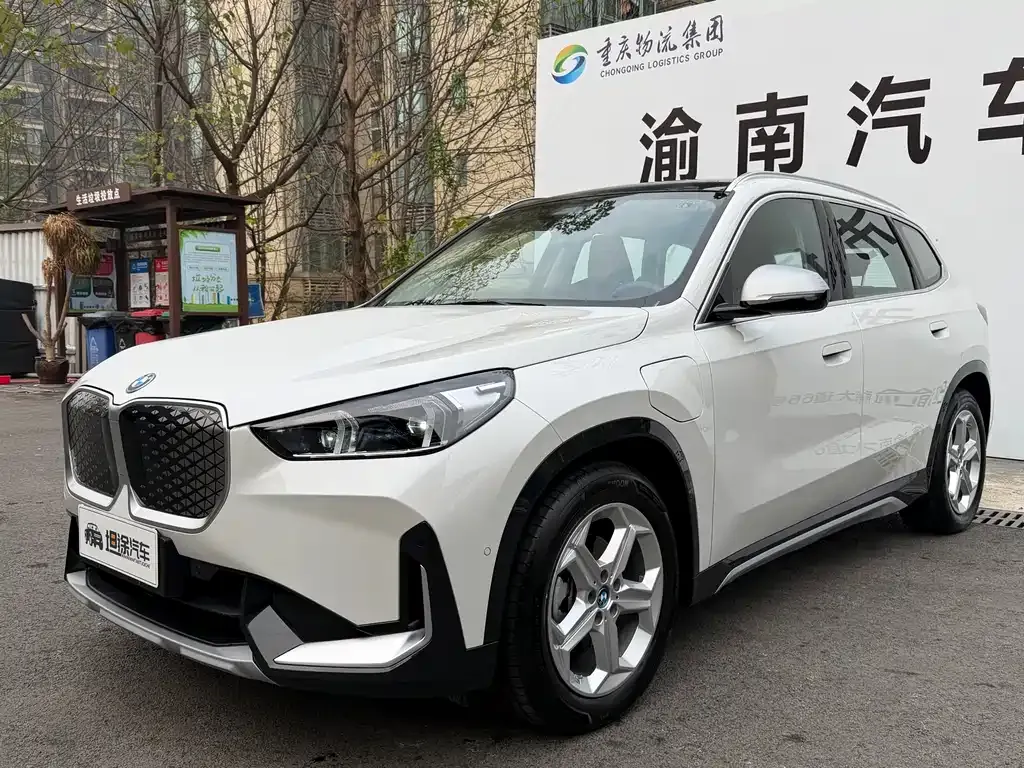 BMW iX1 2026 из CN, фото 1