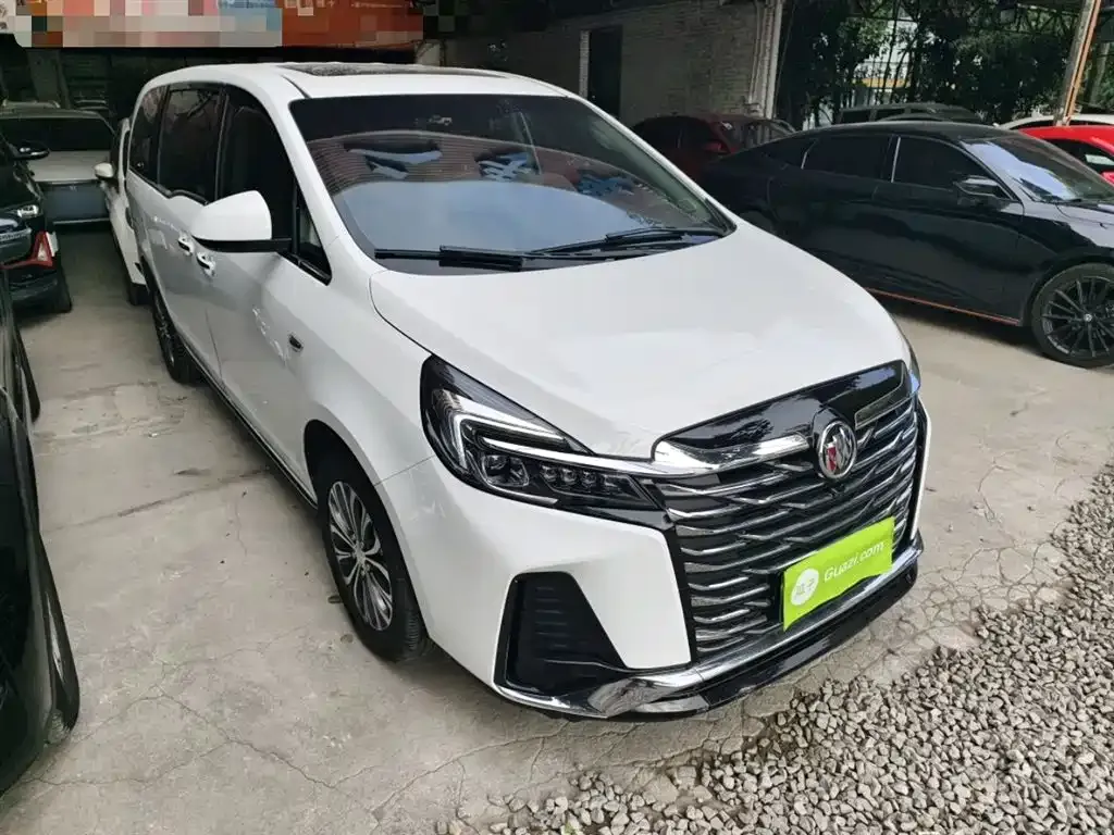 Buick GL8 2022 из CN, фото 3