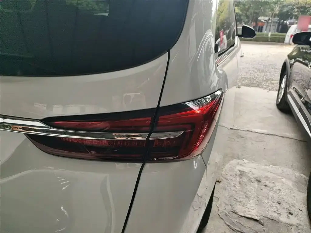 Buick GL8 2022 из CN, фото 7