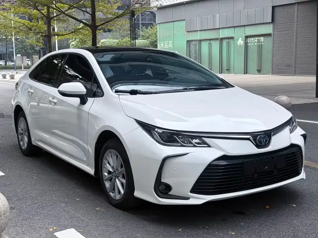 Toyota Corolla 2021 из CN, фото 2
