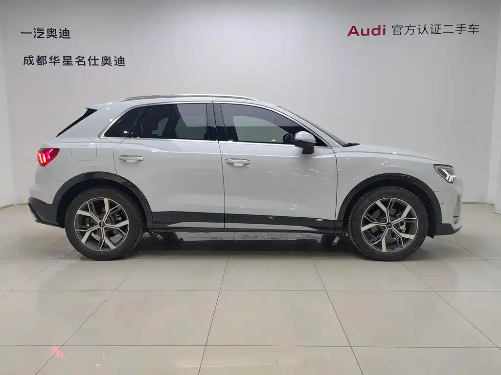 Audi Q3 — фото 10