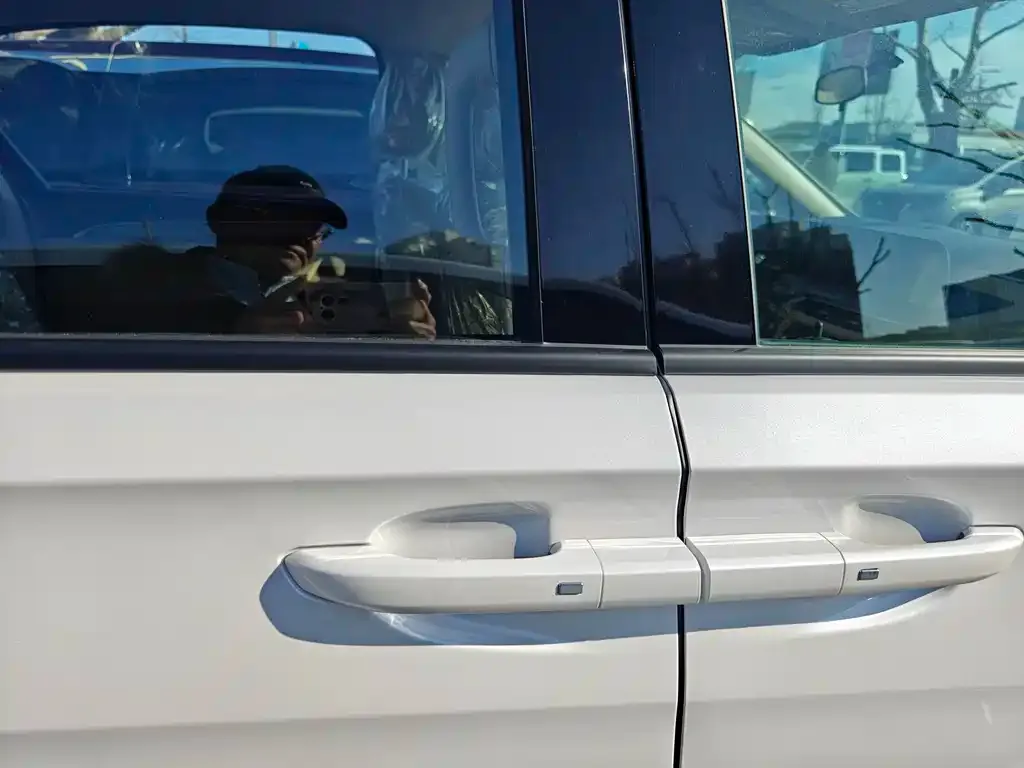 Buick GL8 2026 из CN, фото 4