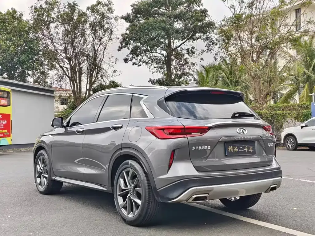 Infiniti QX50 2023 из CN, фото 10