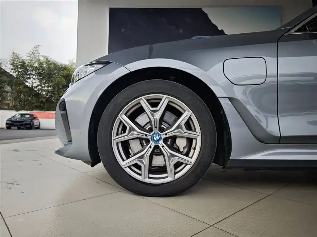 BMW i3 — фото 3