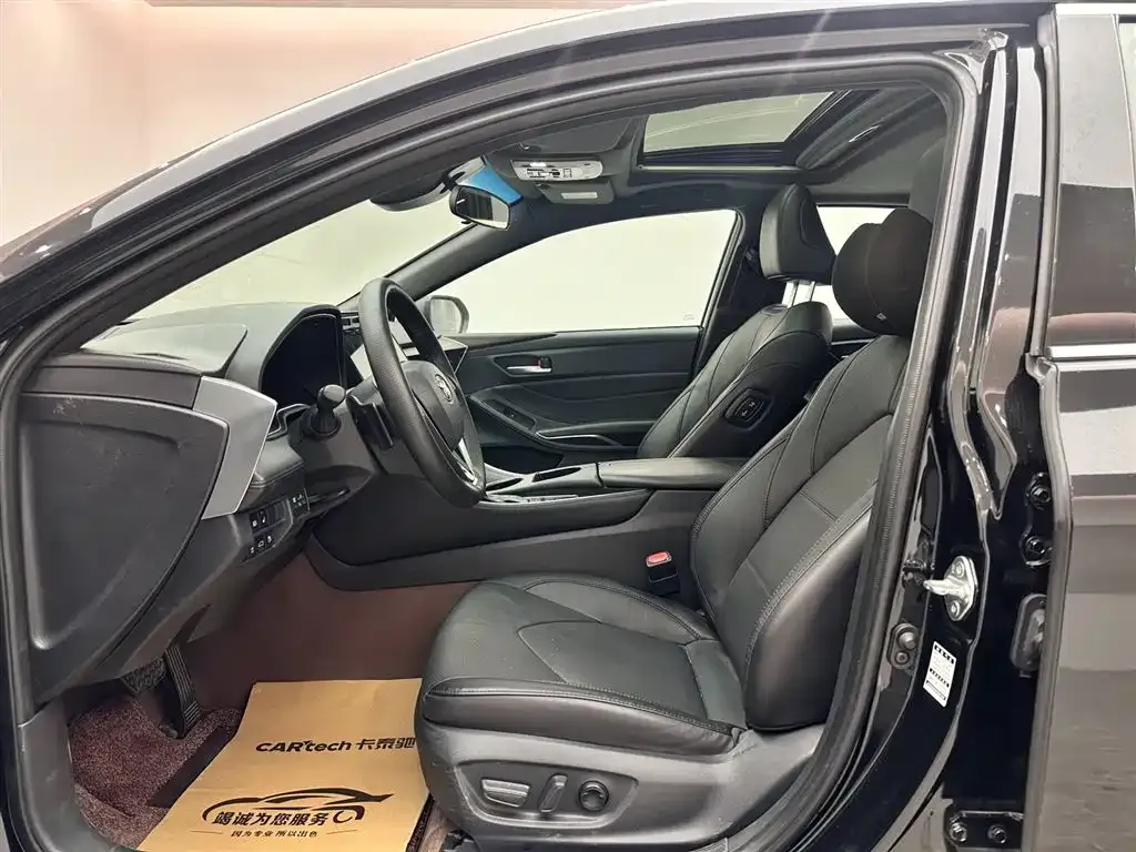 Toyota Avalon 2023 из CN, фото 7