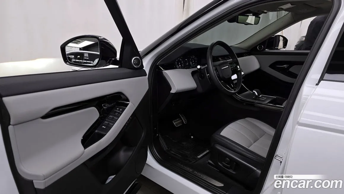 Land Rover Range Rover Evoque 2024 из KR, фото 4