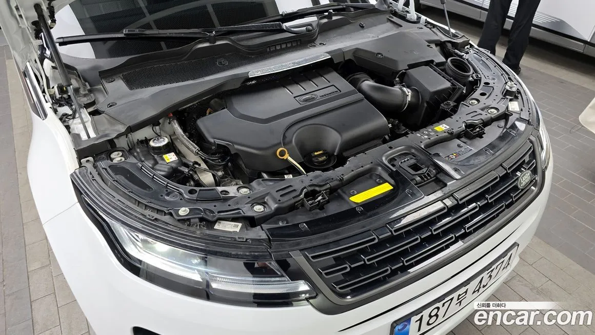 Land Rover Range Rover Evoque 2024 из KR, фото 9
