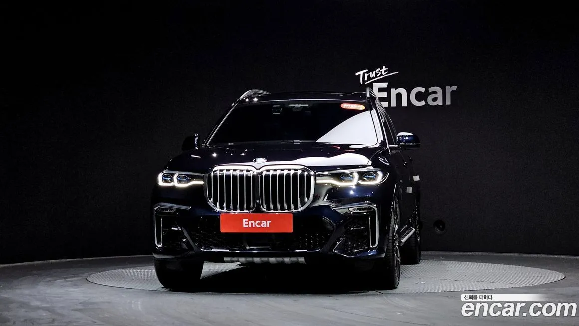 BMW X7 — фото 4