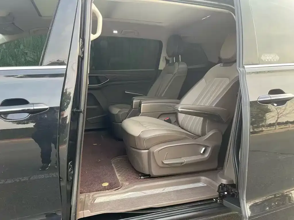 Volkswagen Viloran 2024 из CN, фото 3