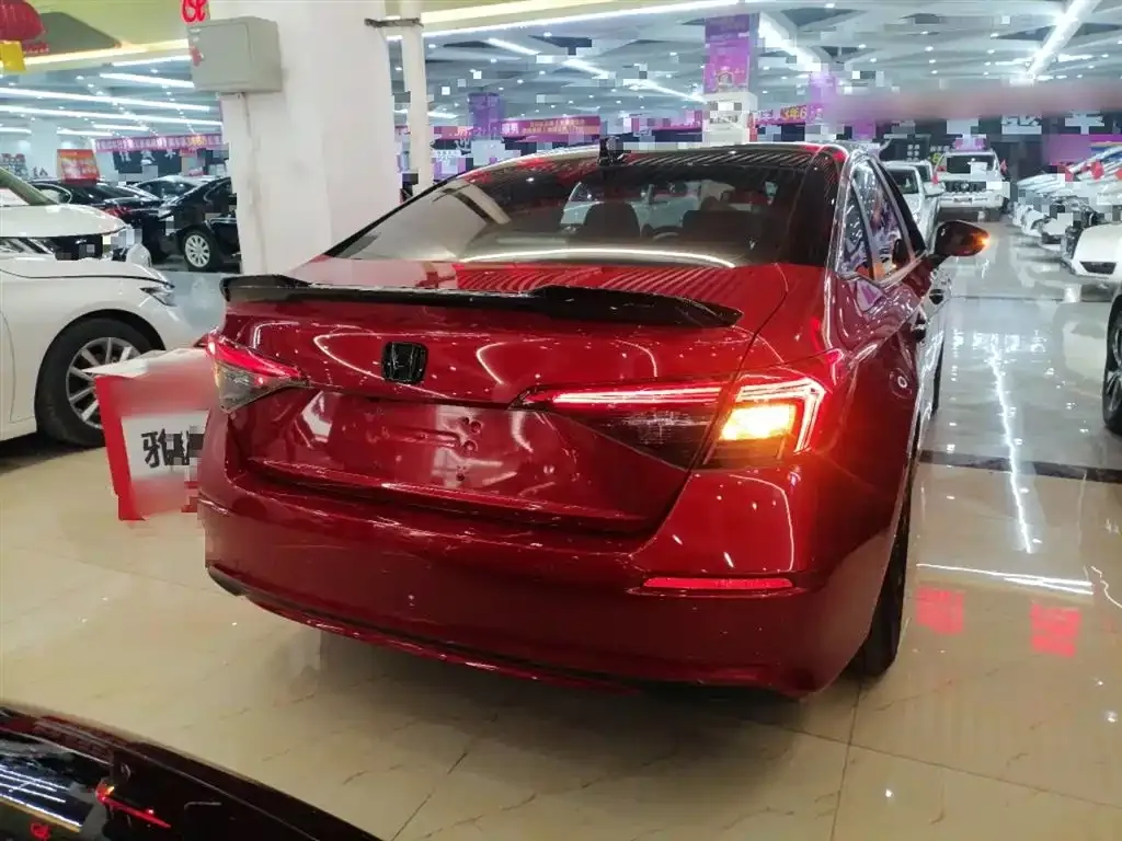 Honda Civic — фото 5