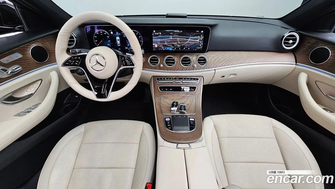 Mercedes-Benz E-Class — фото 10
