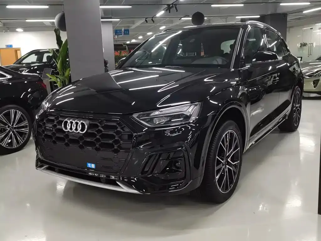 Audi Q5L 2025 из CN, фото 1