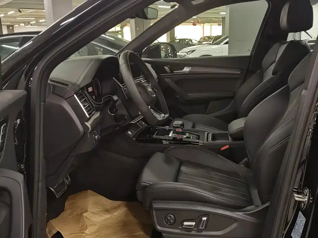 Audi Q5L 2025 из CN, фото 4