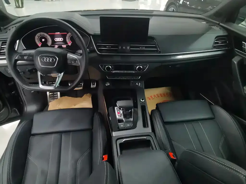 Audi Q5L 2025 из CN, фото 3