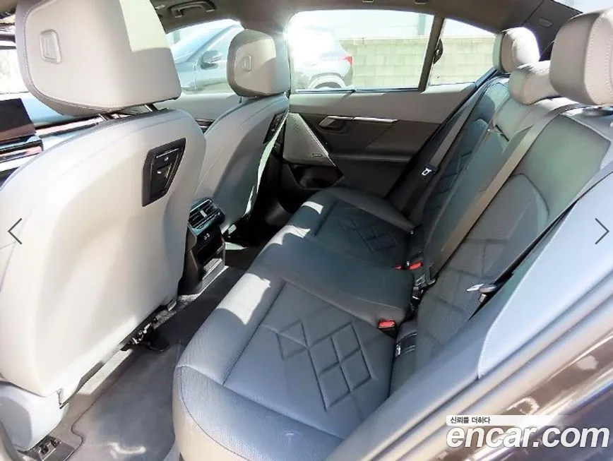 BMW i5 2024 из KR, фото 5