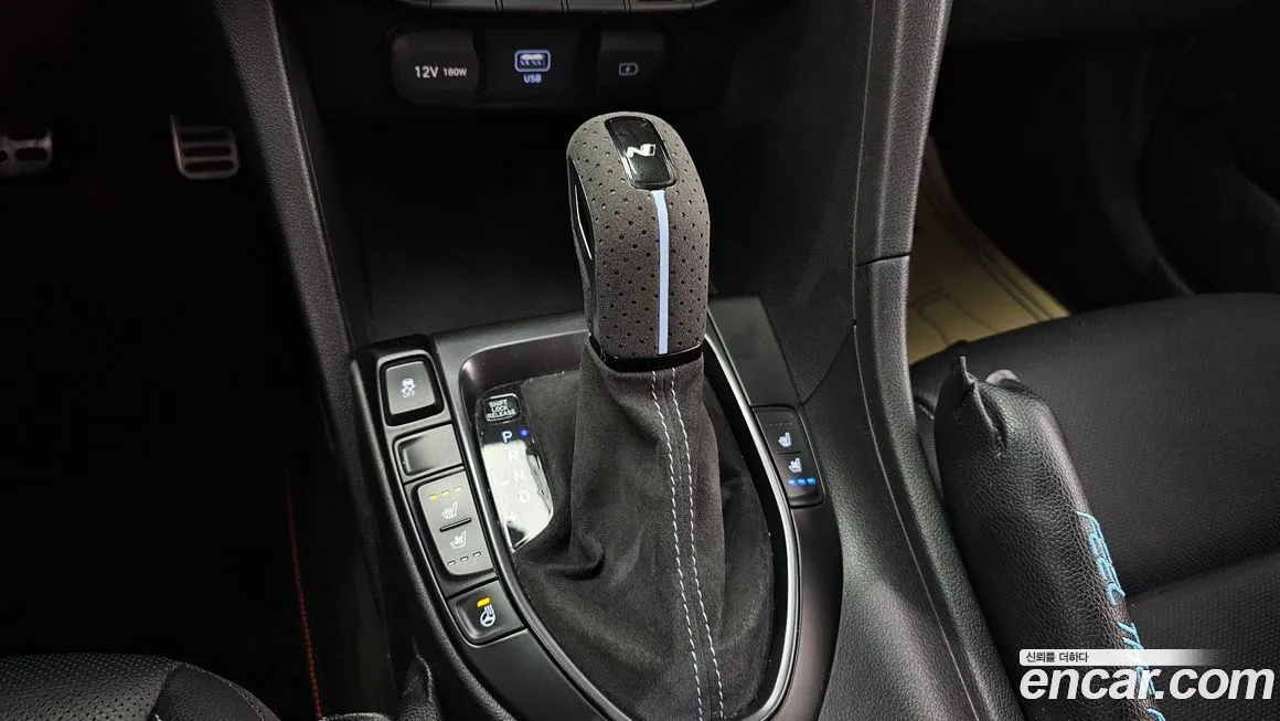 Hyundai Veloster 2021 из KR, фото 7