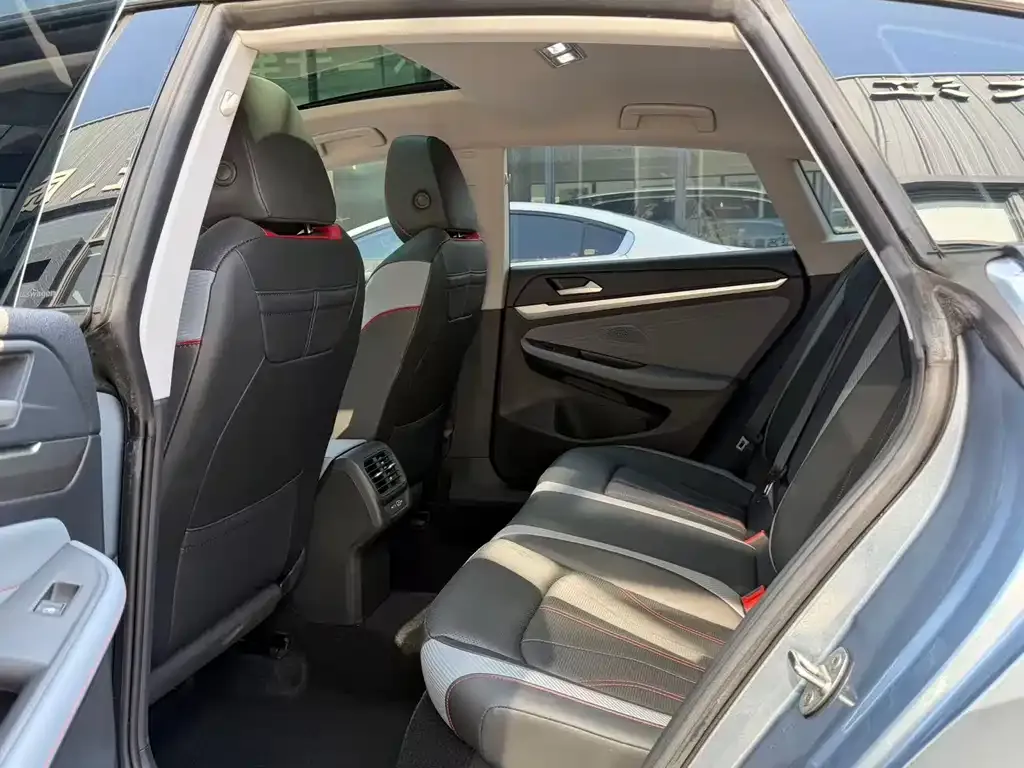 Volkswagen Lamando 2022 из CN, фото 6