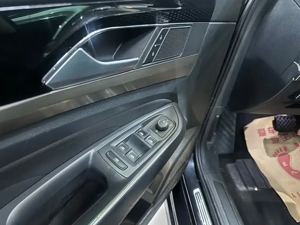 Volkswagen Passat — фото 4
