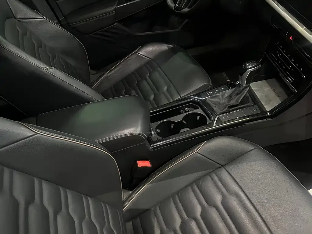 Volkswagen Passat — фото 3
