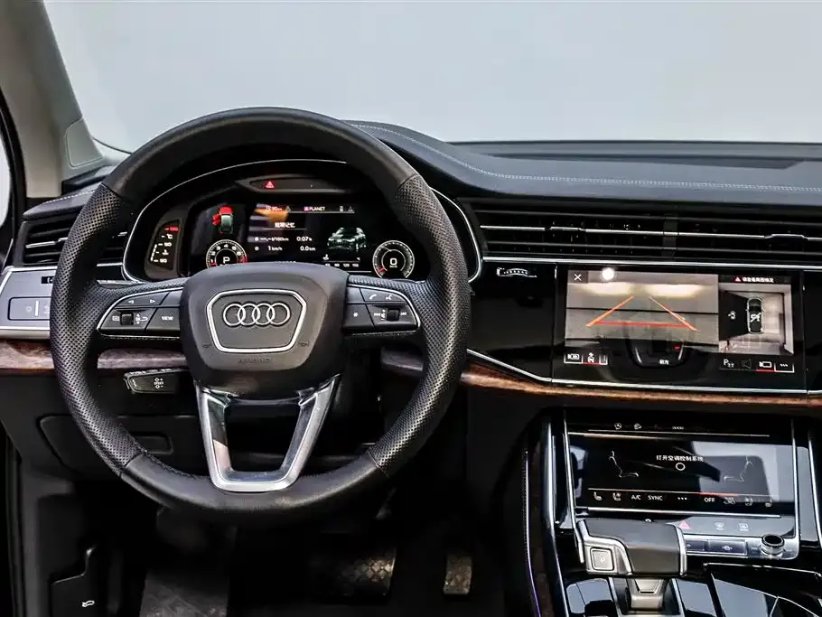 Audi Q7 2024 из CN, фото 9