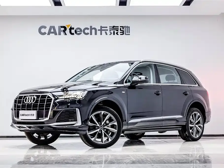 Audi Q7 2024 из CN, фото 8