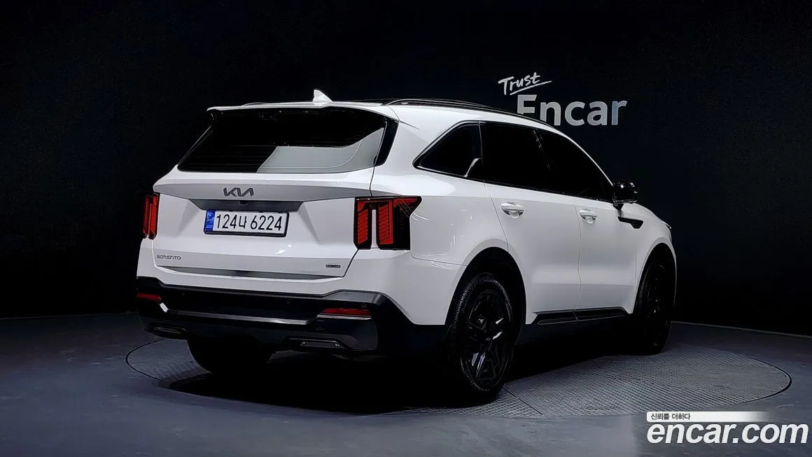 Kia Sorento — фото 3