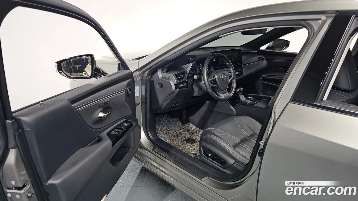 Lexus ES 2023 из KR, фото 9