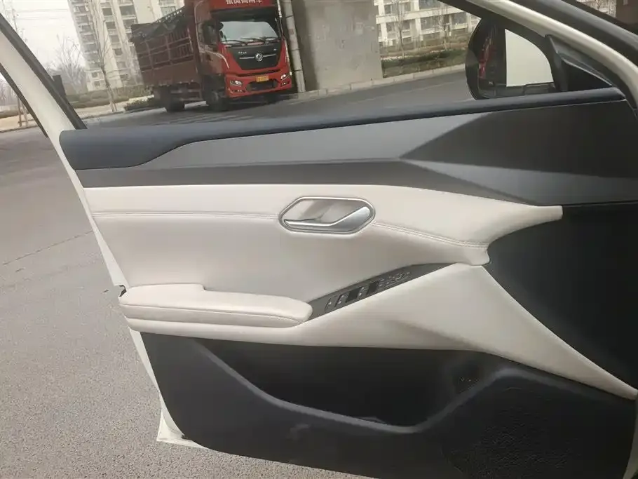 BYD Qin L 2025 из CN, фото 9