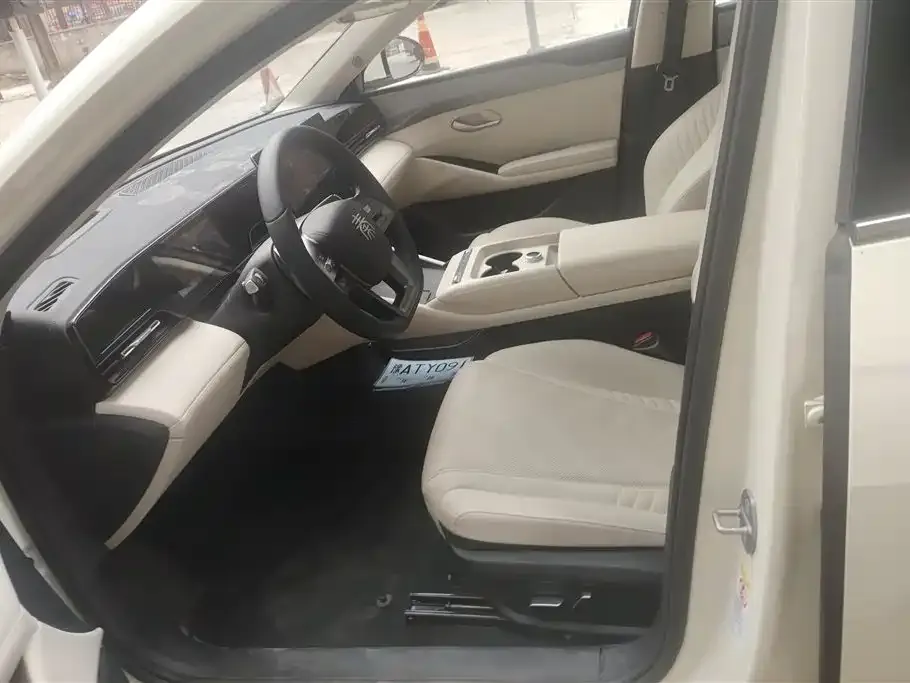 BYD Qin L 2025 из CN, фото 2
