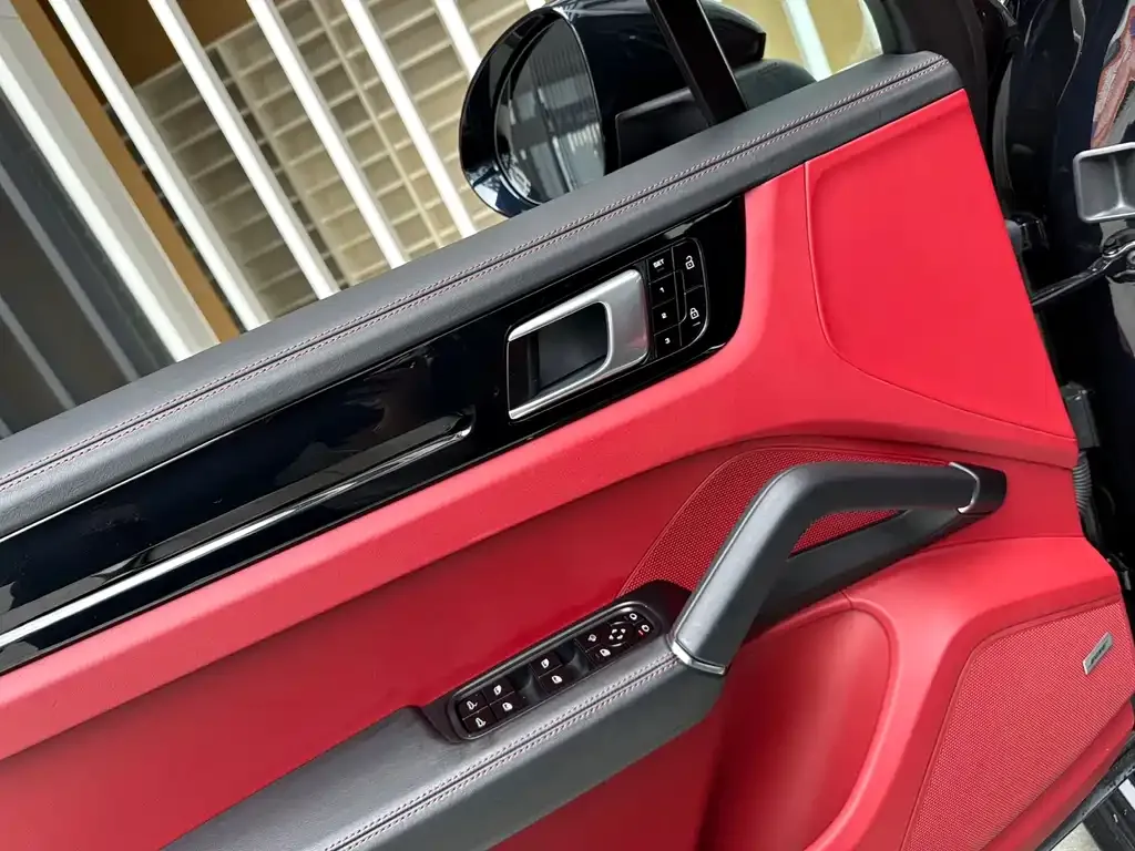 Porsche Cayenne 2021 из CN, фото 8