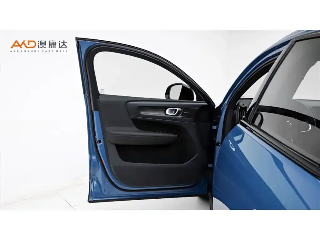 Volvo C40 2024 из CN, фото 8