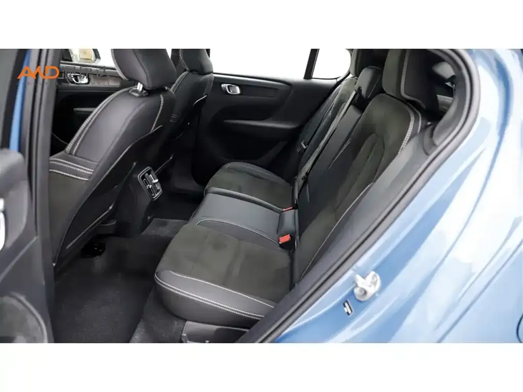 Volvo C40 2024 из CN, фото 5
